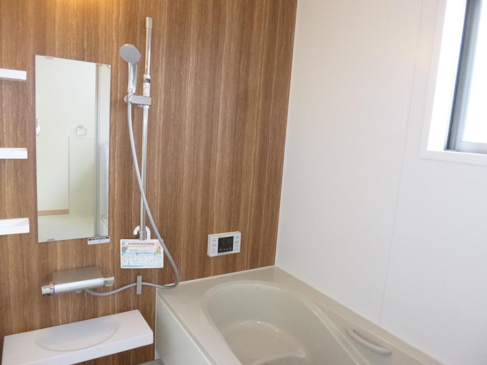 Bathroom. (October 2013) Shooting