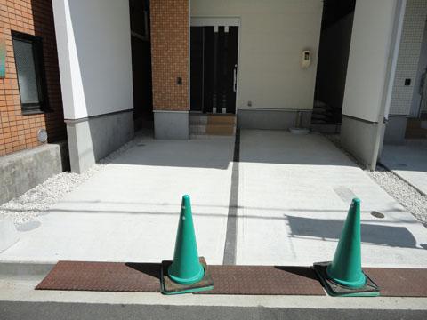 Local appearance photo. Parking lot