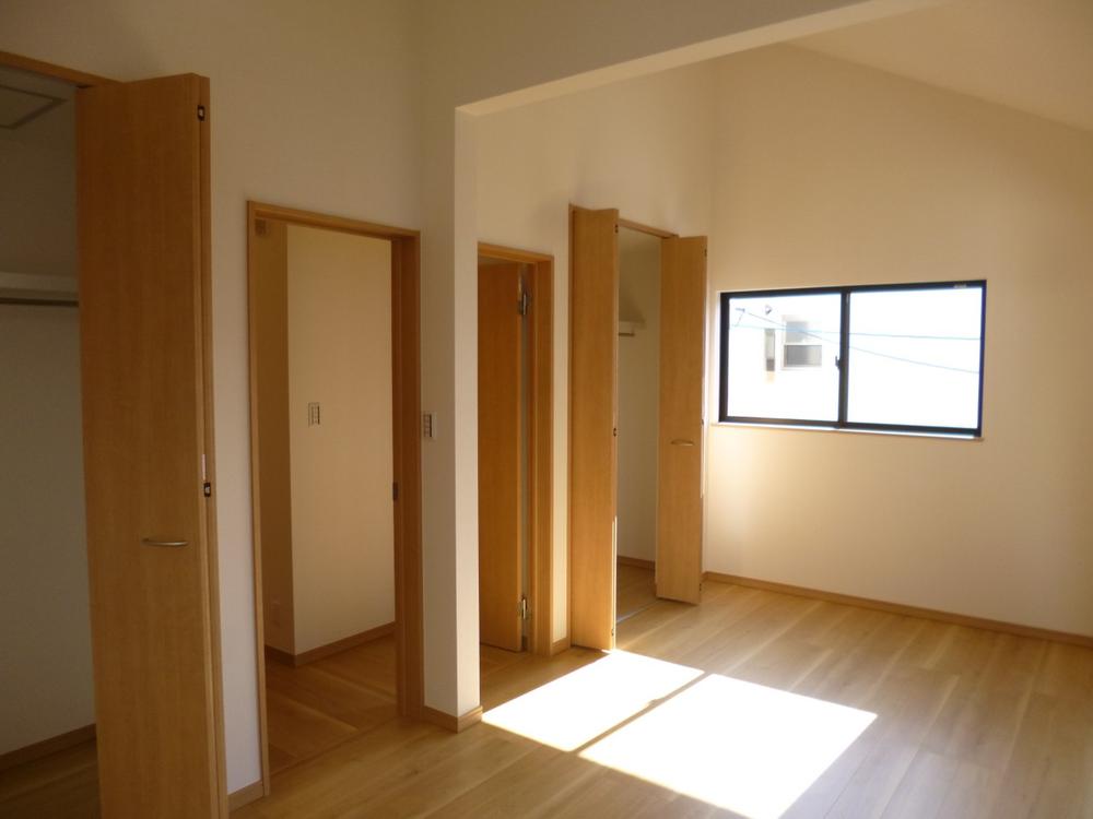 Non-living room. (October 2013) Shooting