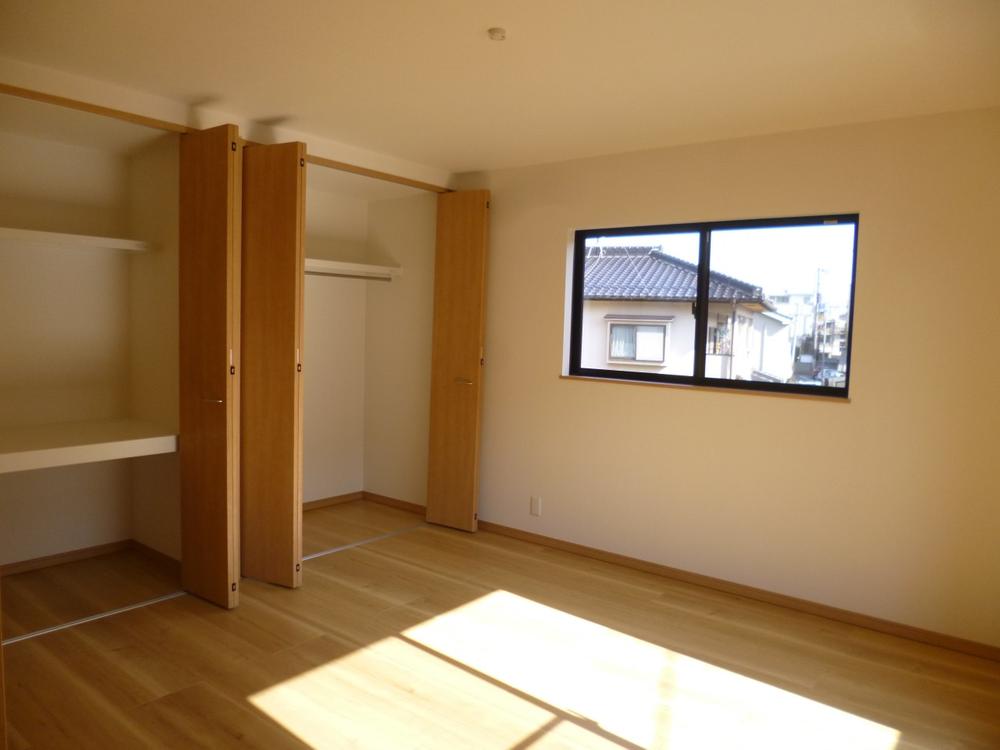 Non-living room. (October 2013) Shooting