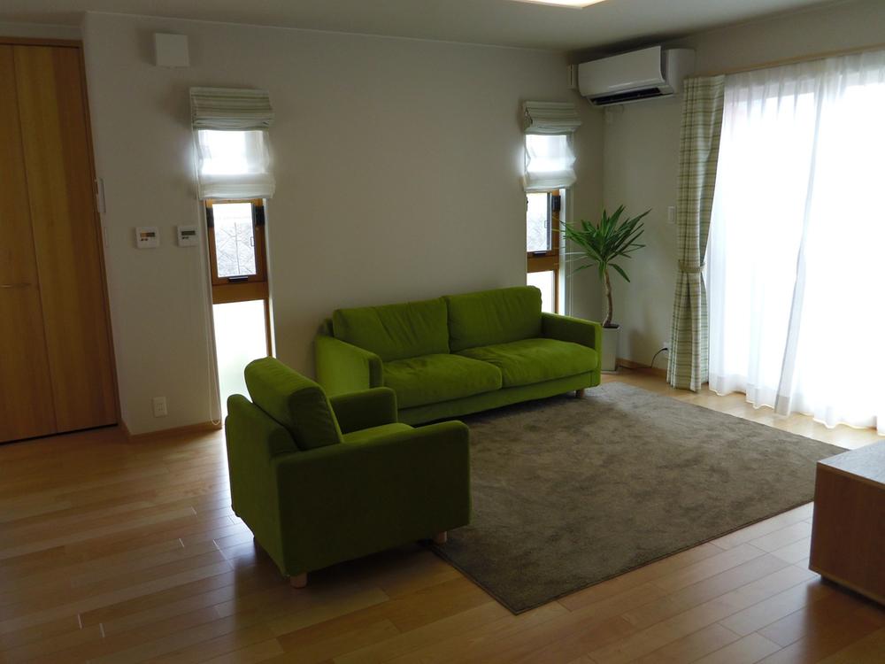 Living. Indoor (11 May 2013) Shooting