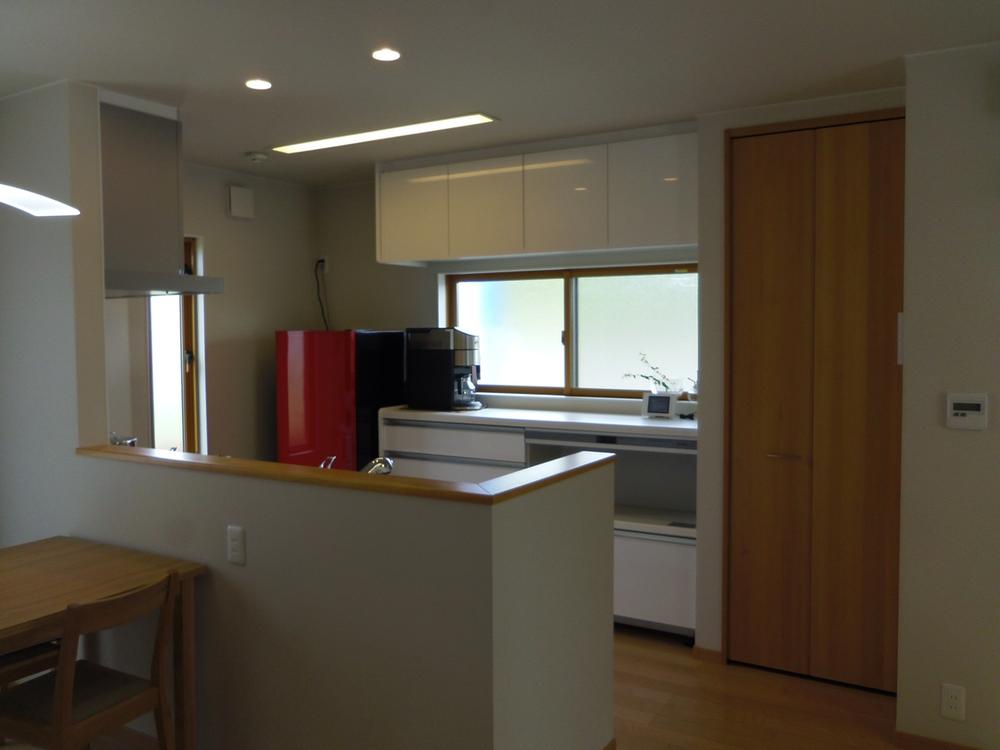 Kitchen. Indoor (11 May 2013) Shooting