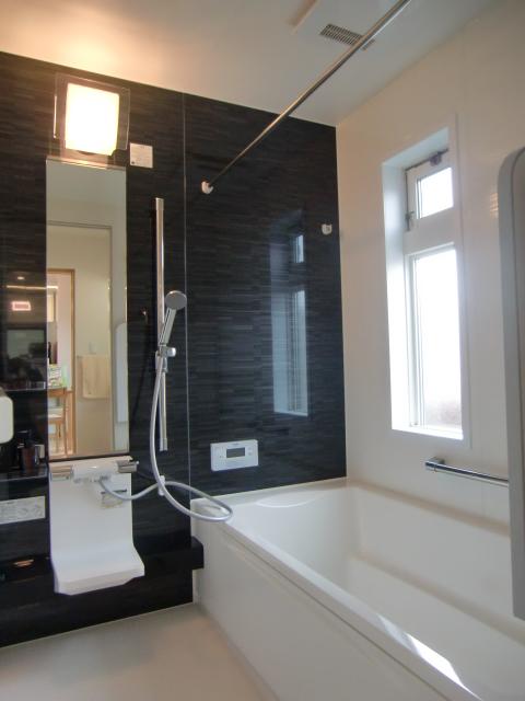 Bathroom. Indoor (11 May 2013) Shooting