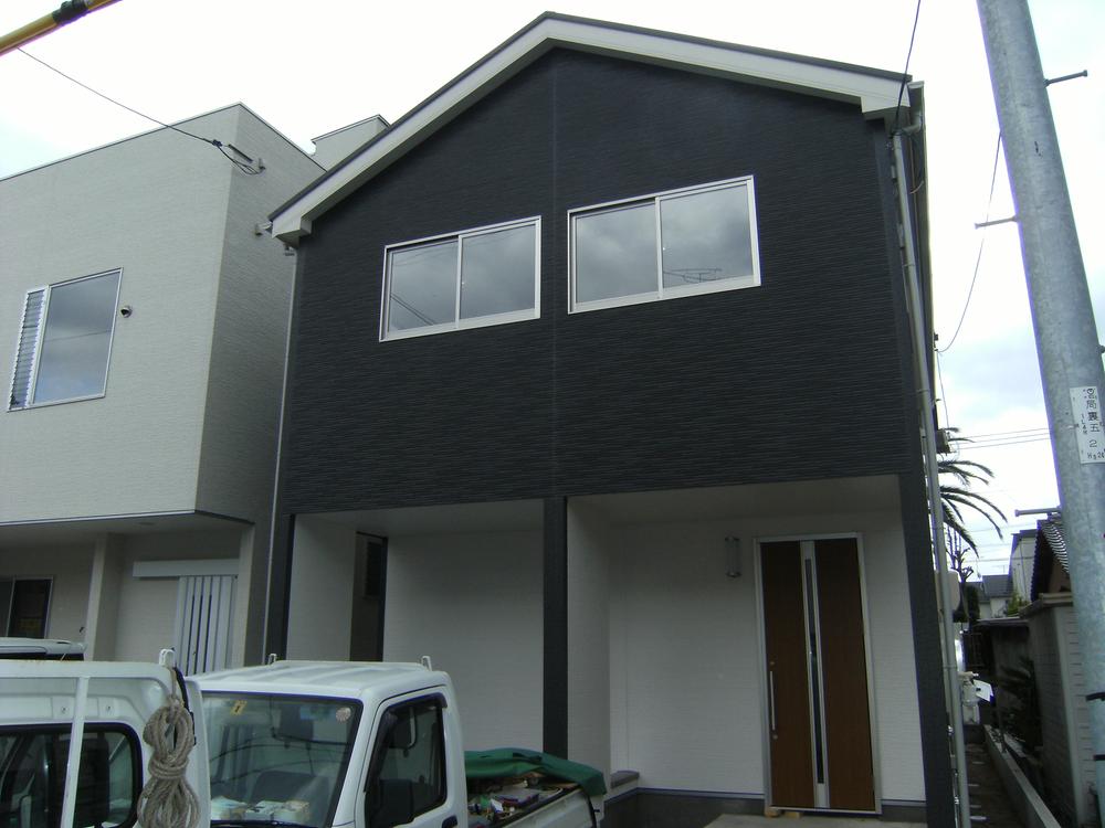 Local appearance photo