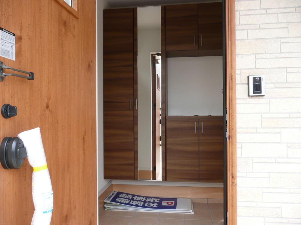 Entrance. (June 2012) shooting