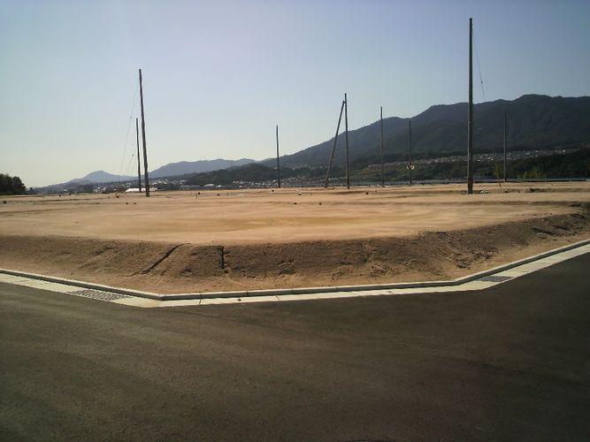 Other local. Overlooking the 3-1 No. land from northeast