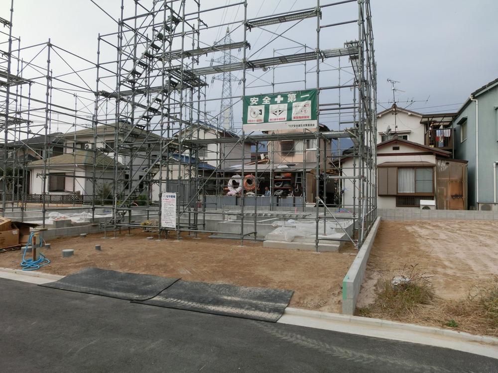 Local appearance photo. Local (11 May 2013) Shooting