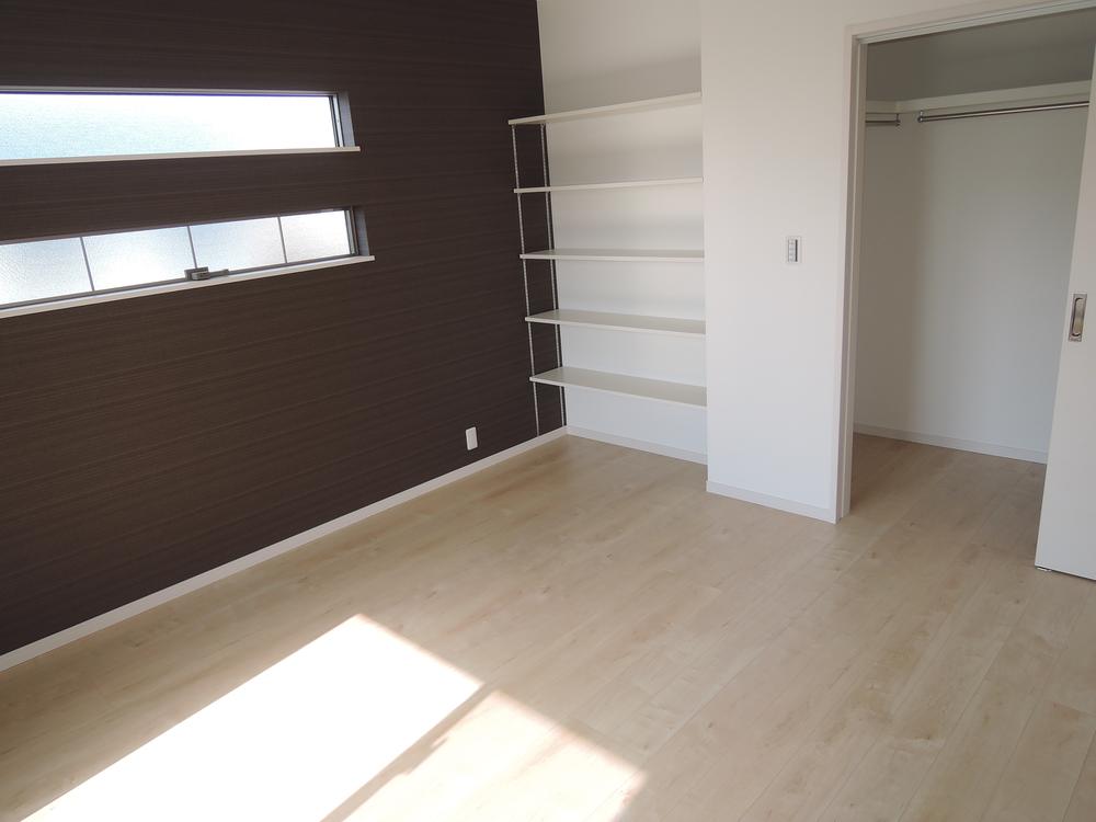 Non-living room. Indoor (11 May 2013) Shooting