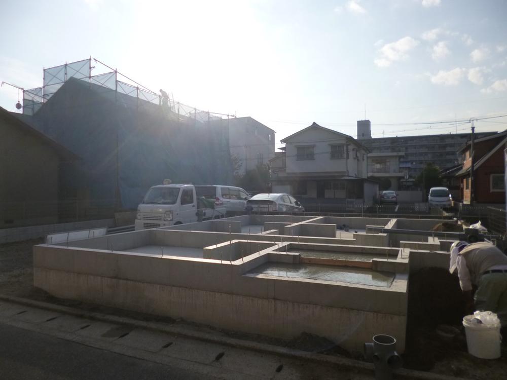 Local appearance photo. Local (10 May 2013) Shooting