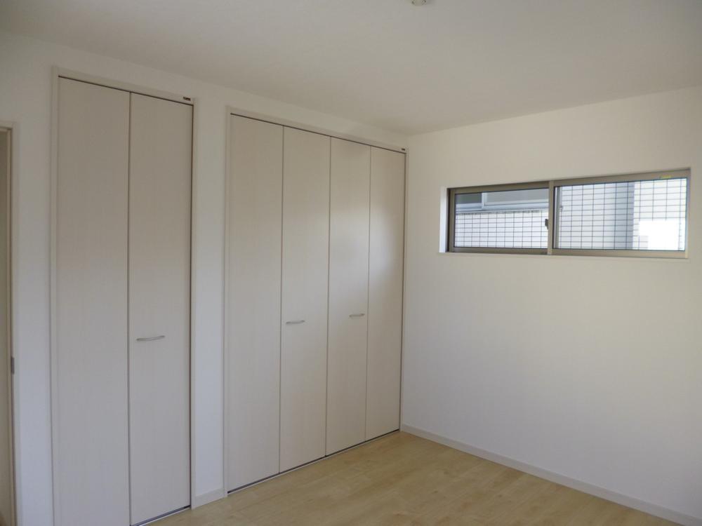 Non-living room. (October 2013) Shooting