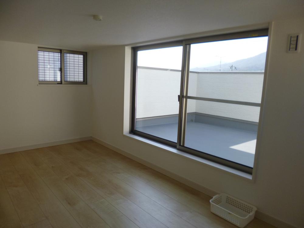 Non-living room. (October 2013) Shooting