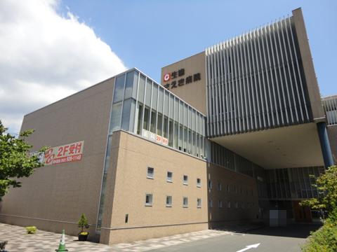 Hospital. 623m to the hospital Ki even co-op