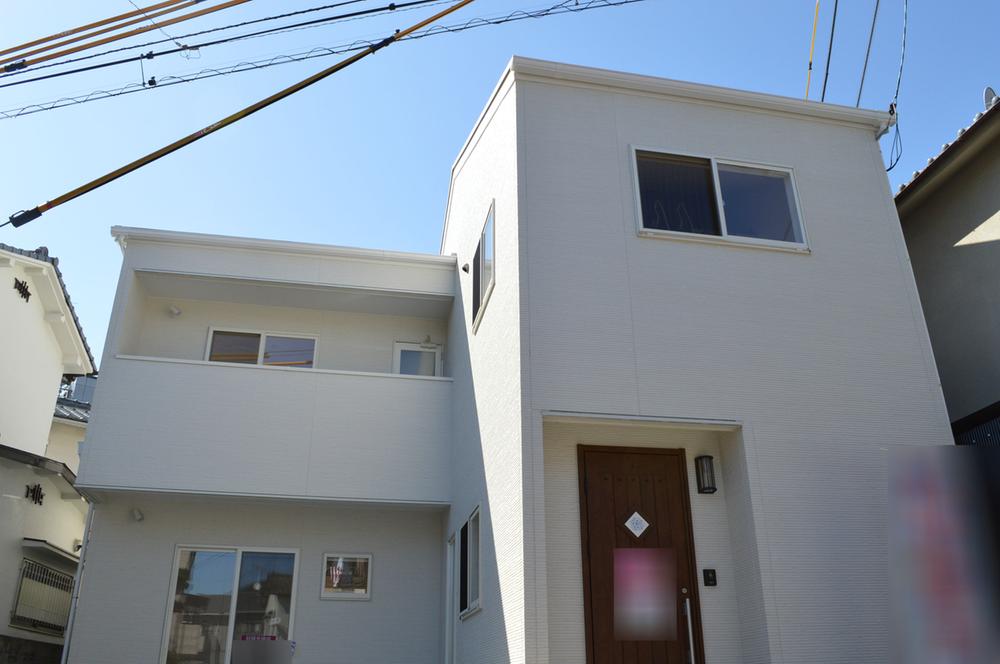 Local appearance photo