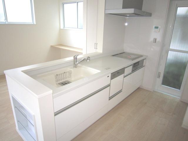 Kitchen. Same specifications