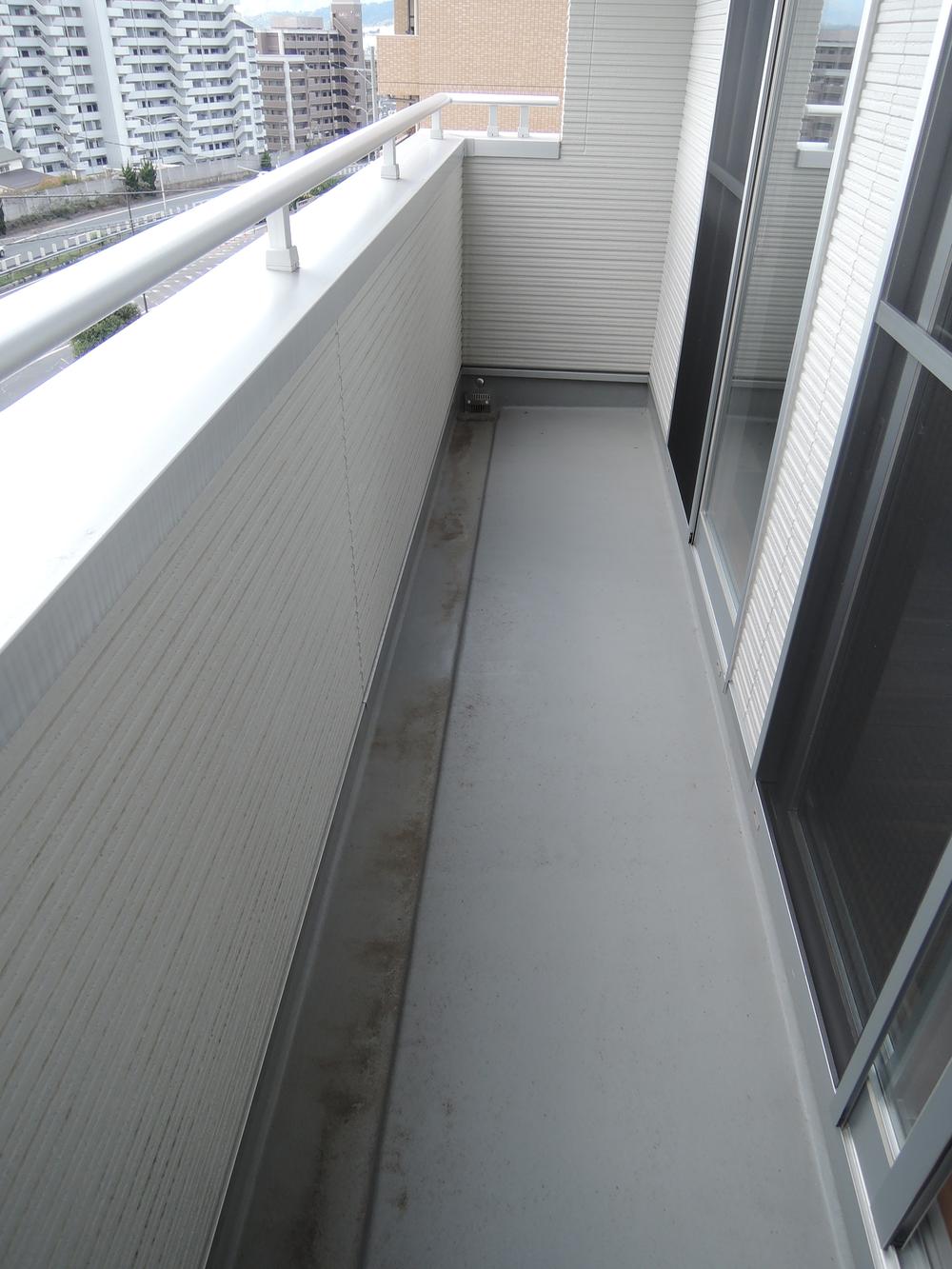 Balcony. Indoor (11 May 2013) Shooting