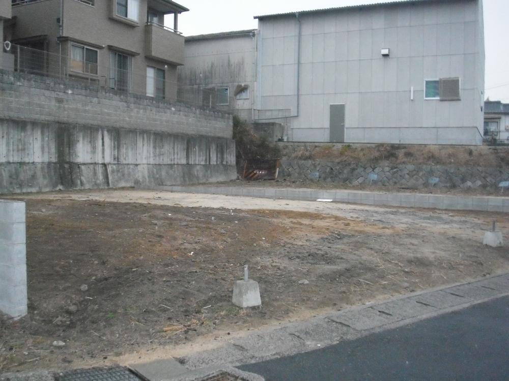 Local appearance photo. Local (12 May 2013) Shooting