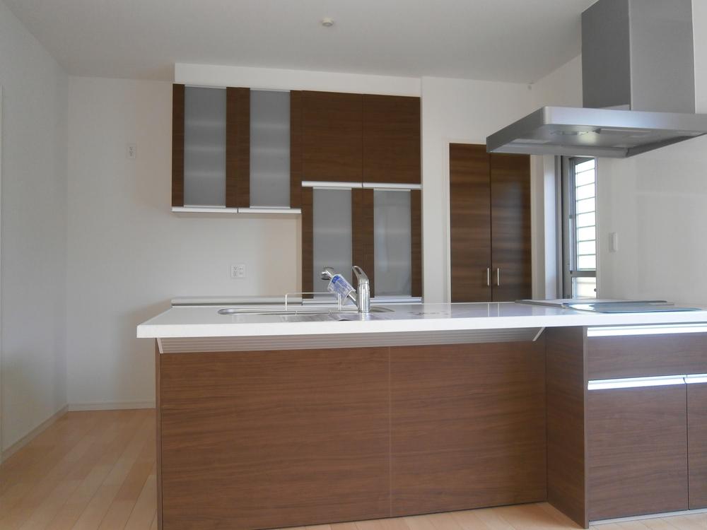 Kitchen. Indoor (April 2013) Shooting