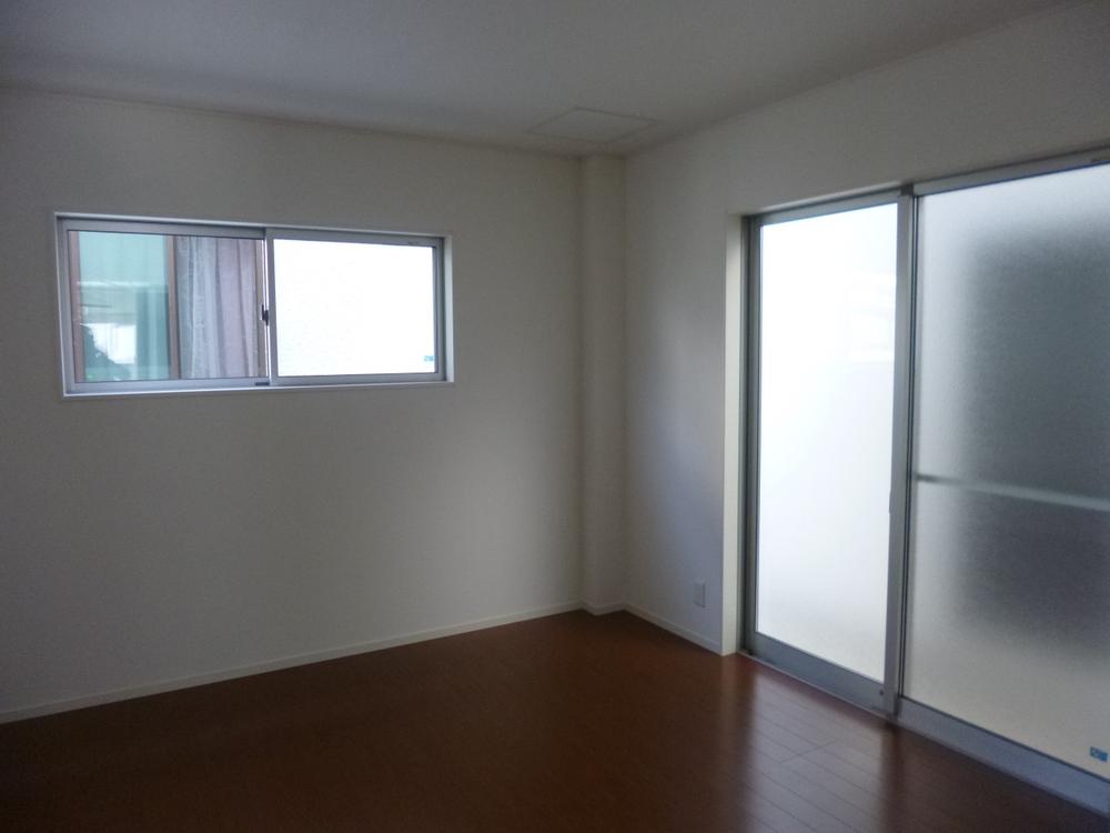 Non-living room. (September 2013) Shooting