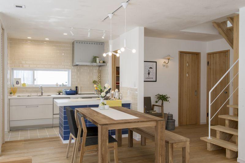 Kitchen. Indoor (10 May 2013) Shooting