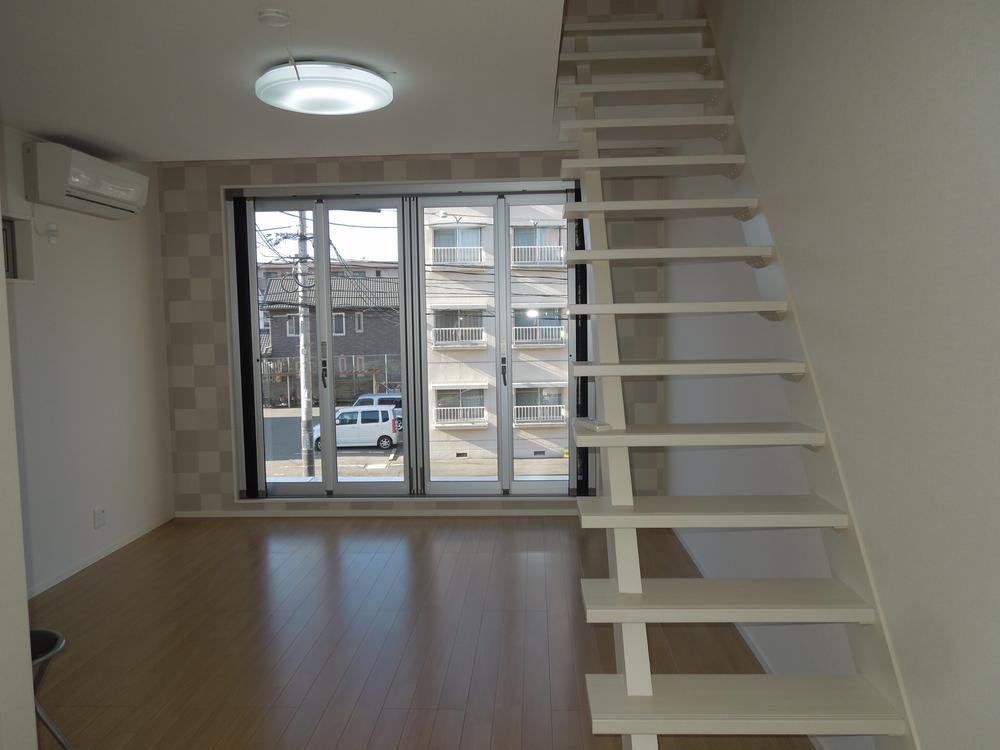 Living. Kitchen Horizontal living