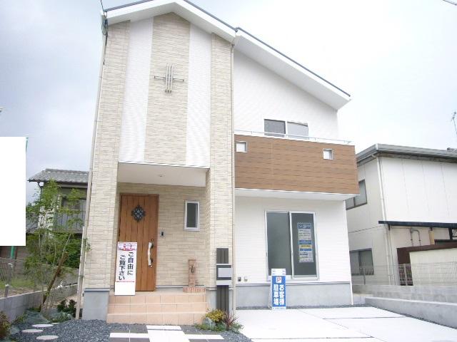 Local appearance photo. local