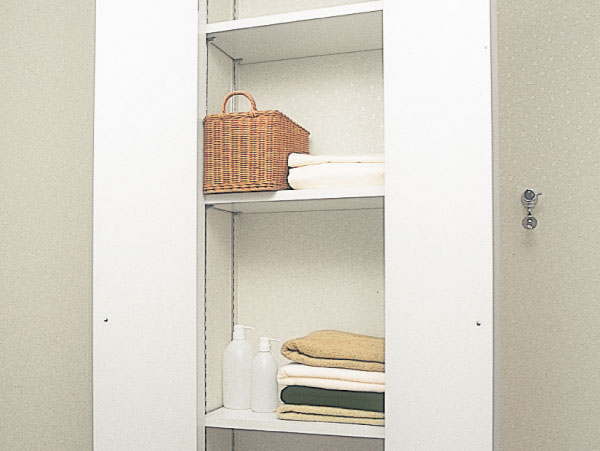 Bathing-wash room.  [Linen cabinet] A convenient linen box provided on the storage of linen and change of clothes, such as a towel, Wash room is always clean. Handy shelf of movable.