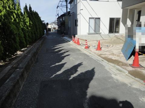 Local photos, including front road. September 5 shooting