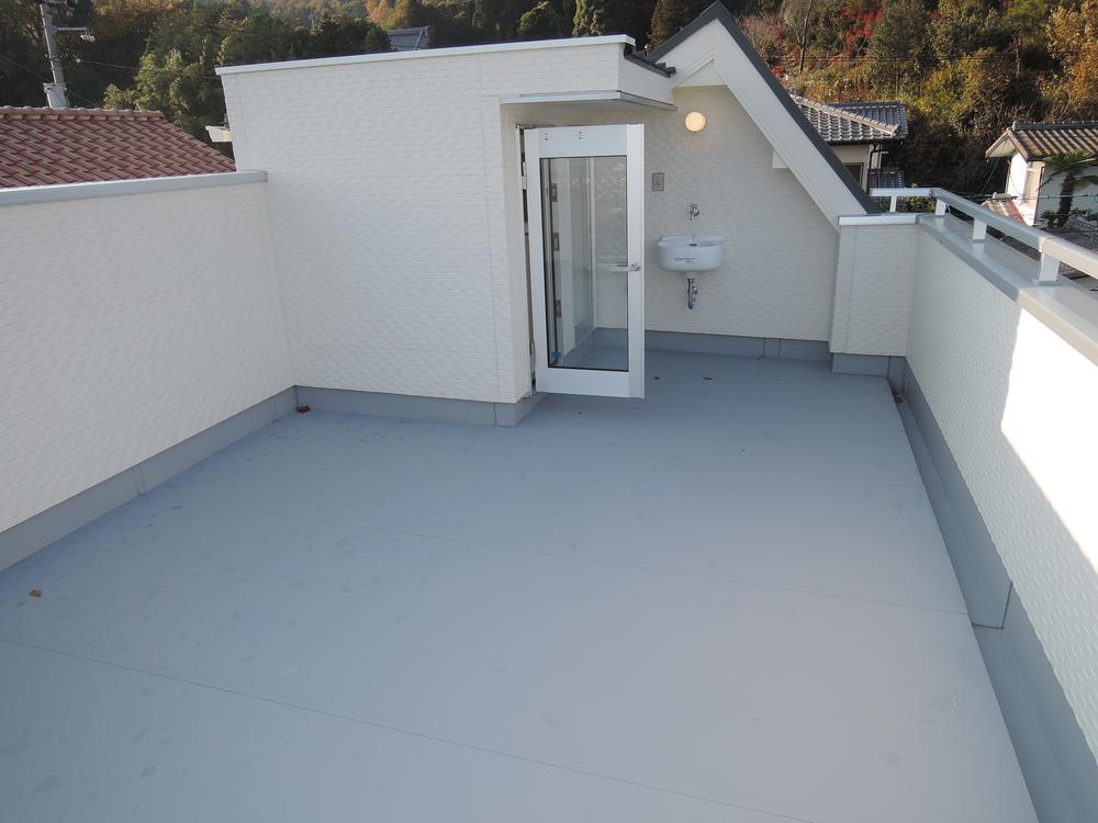 Balcony. Local (11 May 2013) Shooting