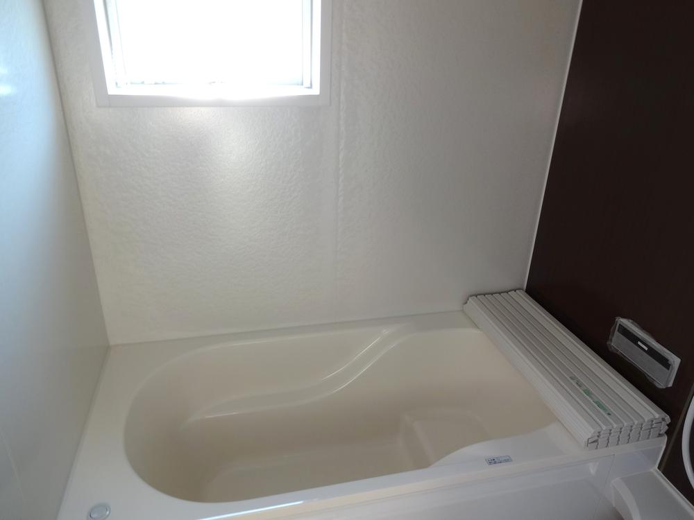 Bathroom. Indoor (10 May 2013) Shooting