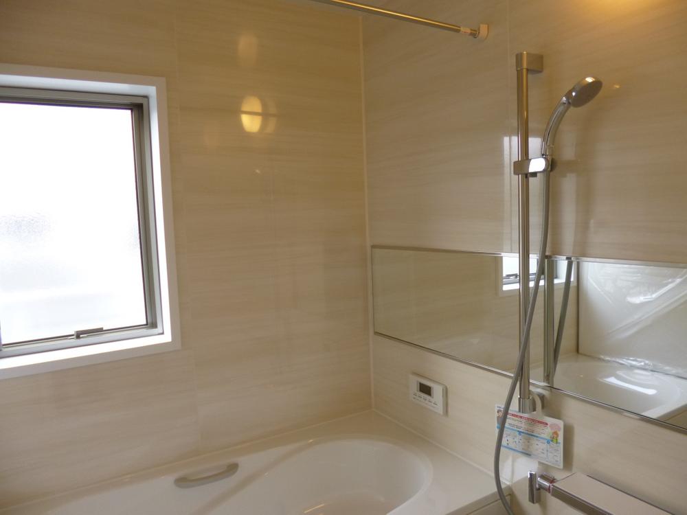 Bathroom. (December 2013) Shooting