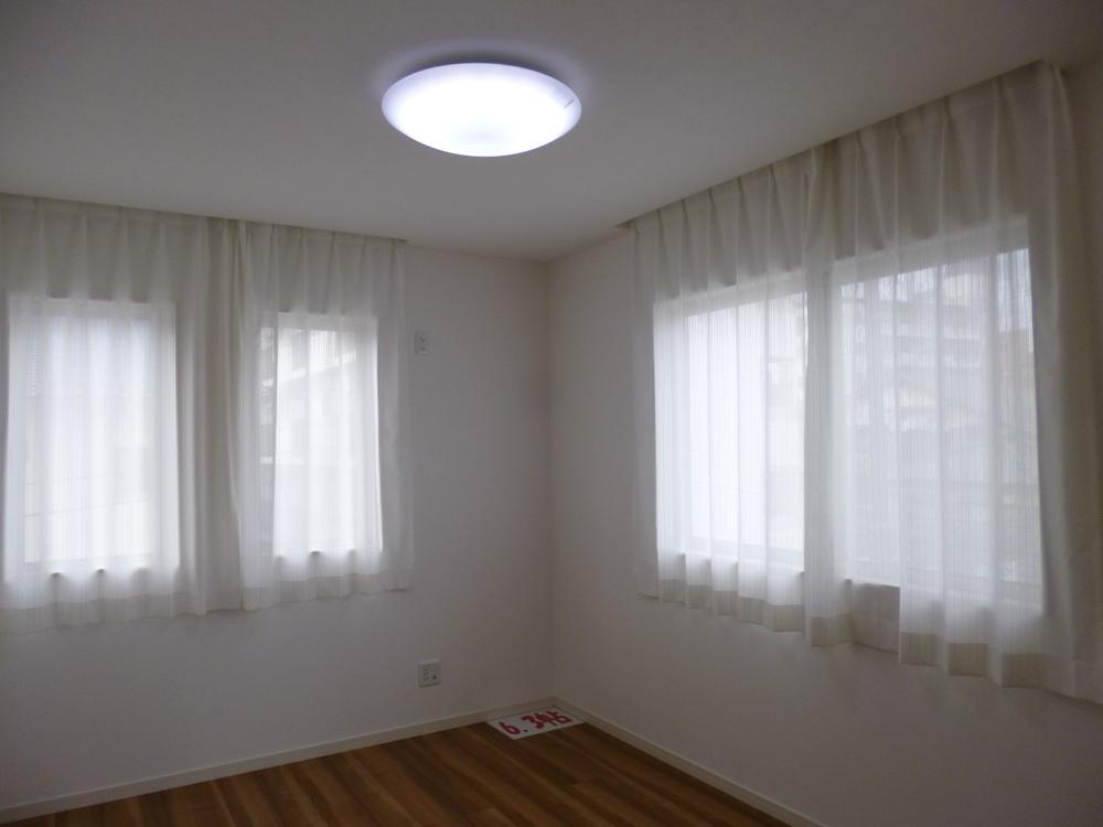 Non-living room. (December 2013) Shooting