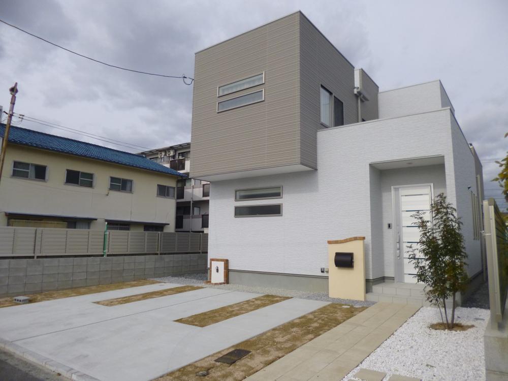 Local appearance photo. (December 2013) Shooting