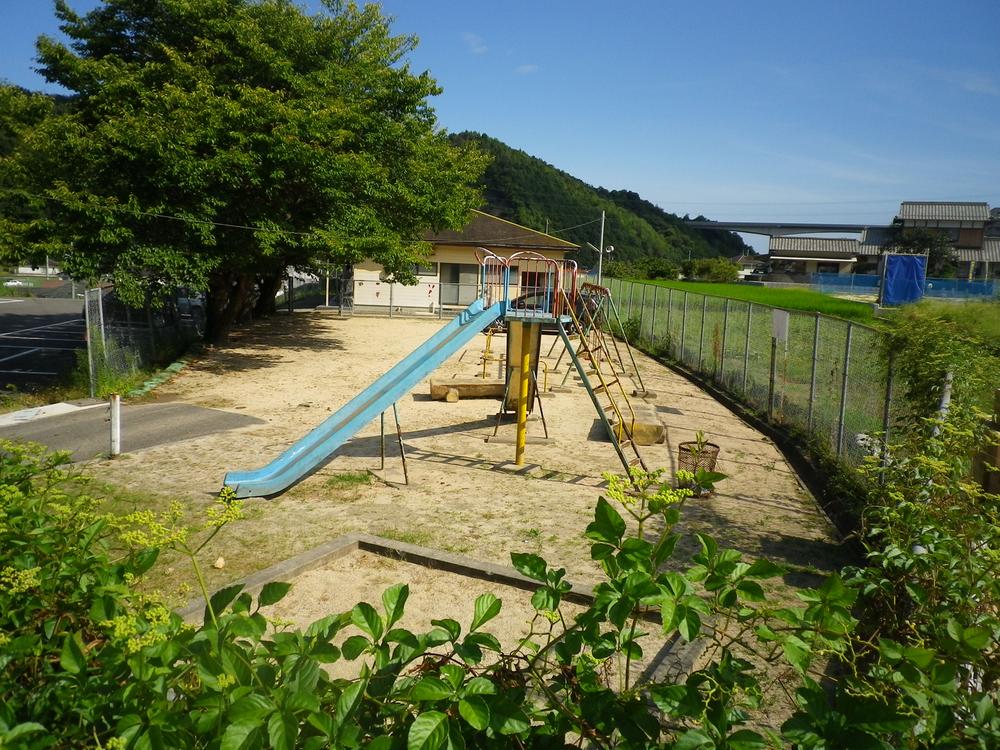 Other. There is also a park in the immediate vicinity.