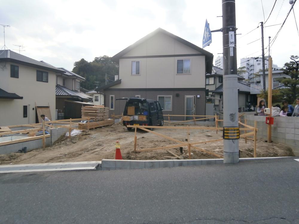 Local appearance photo. Local (11 May 2013) Shooting