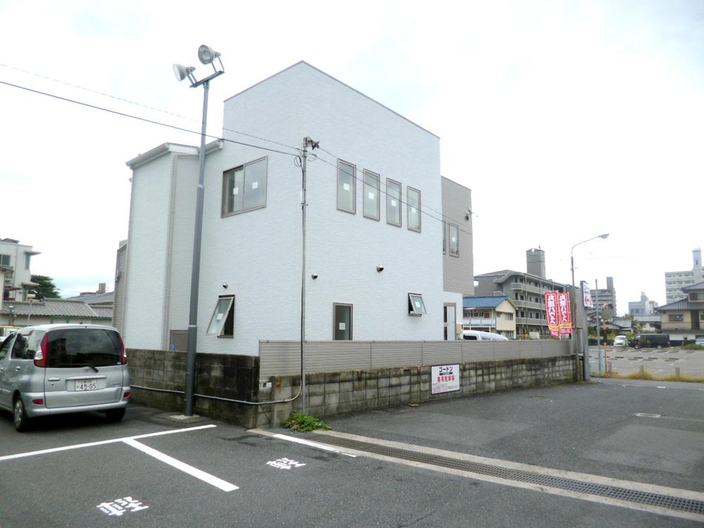 Local photos, including front road