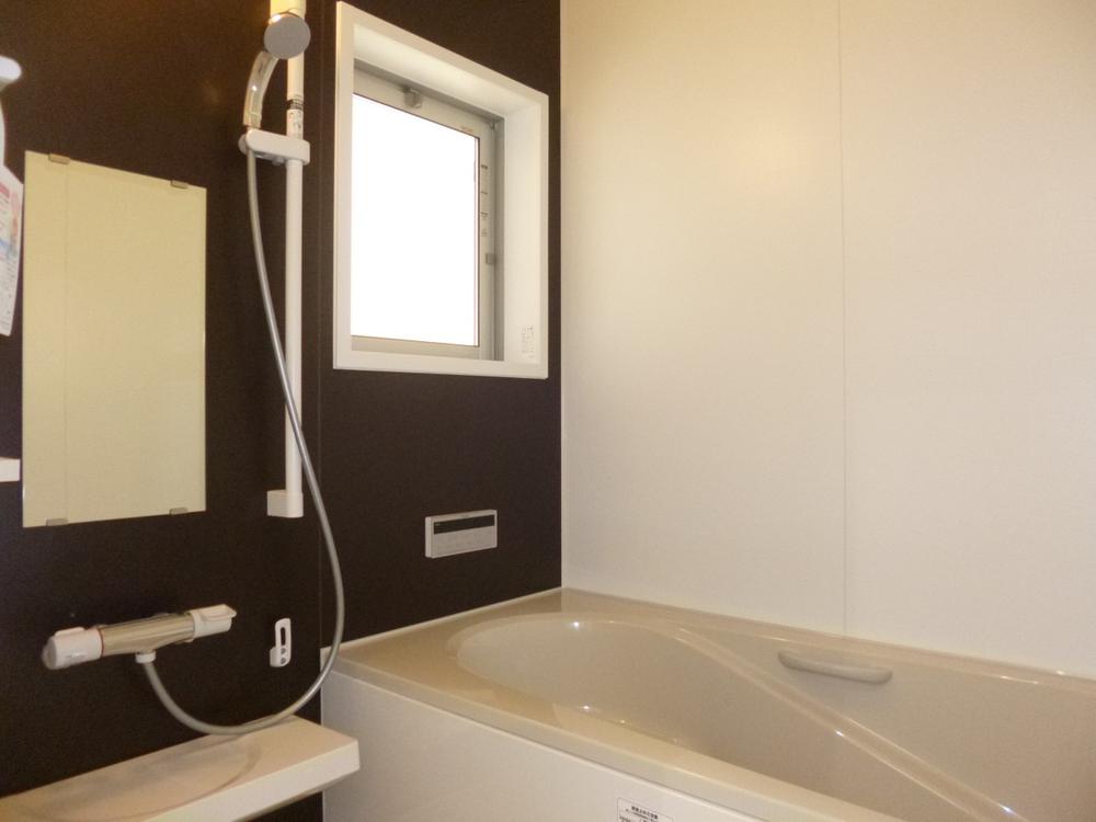 Bathroom. (September 2013) Shooting