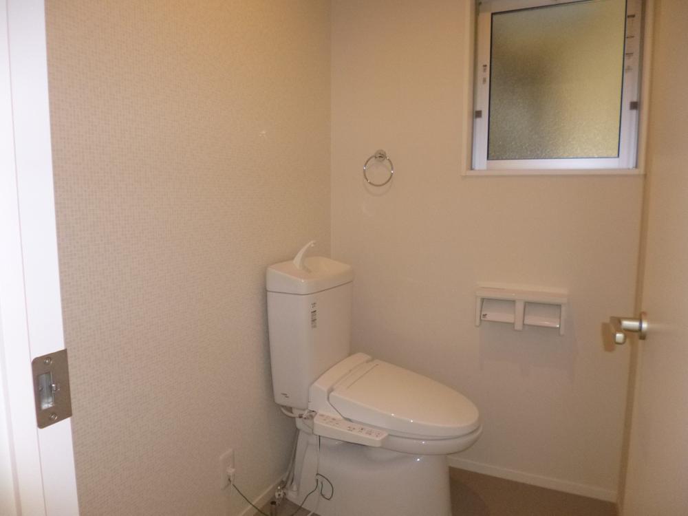 Toilet. (September 2013) Shooting