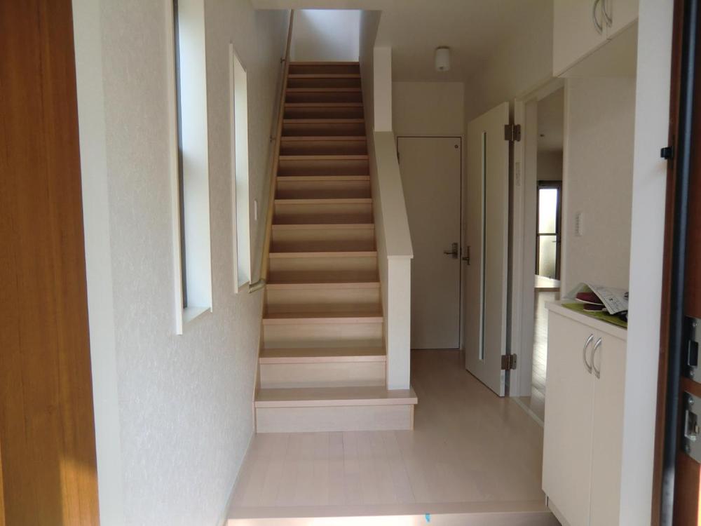 Entrance. Room (May 2012) shooting