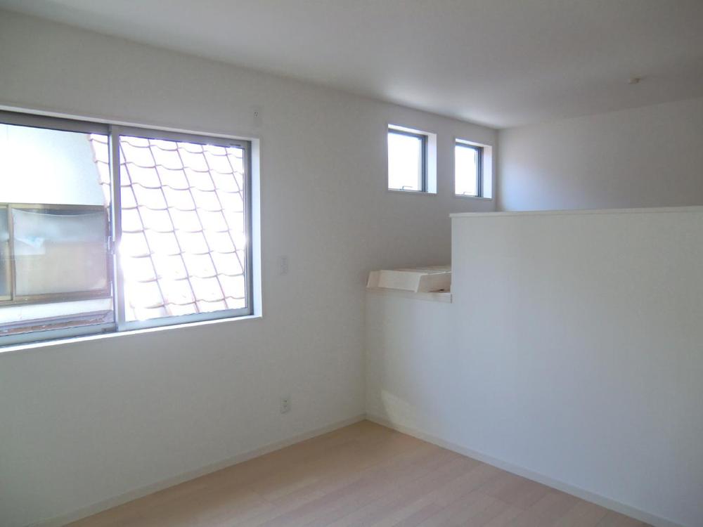 Non-living room. Room (May 2012) shooting