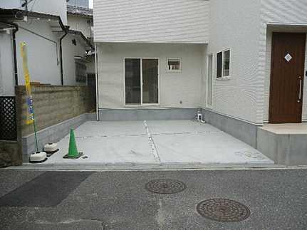 Parking lot. Local (10 May 2013) Shooting