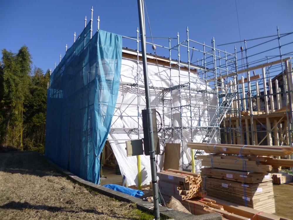 Local appearance photo. Local (12 May 2013) Shooting