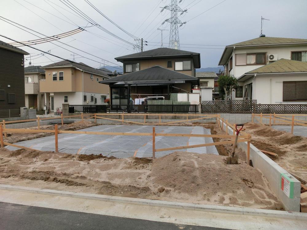 Local appearance photo. Local (11 May 2013) Shooting