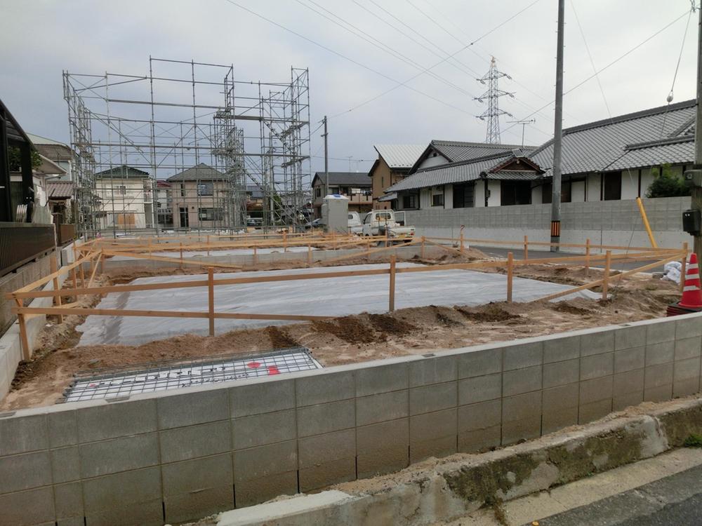 Local appearance photo. Local (11 May 2013) Shooting