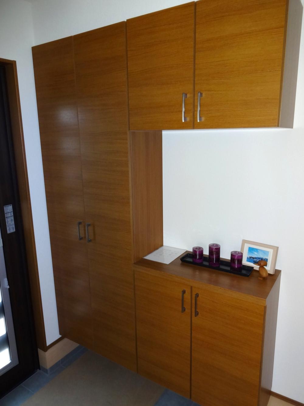 Entrance. Indoor (10 May 2013) Shooting