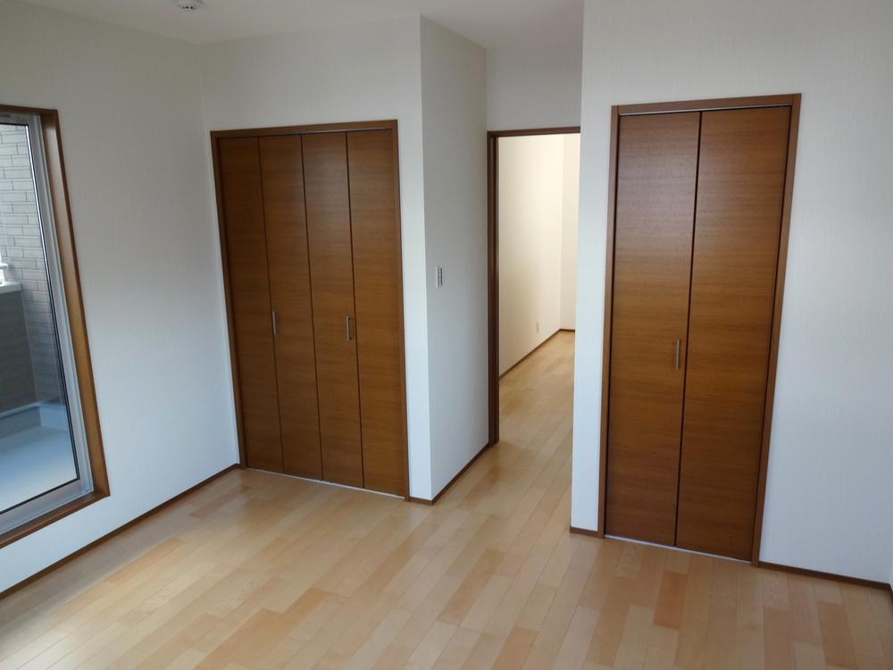 Non-living room. Indoor (10 May 2013) Shooting