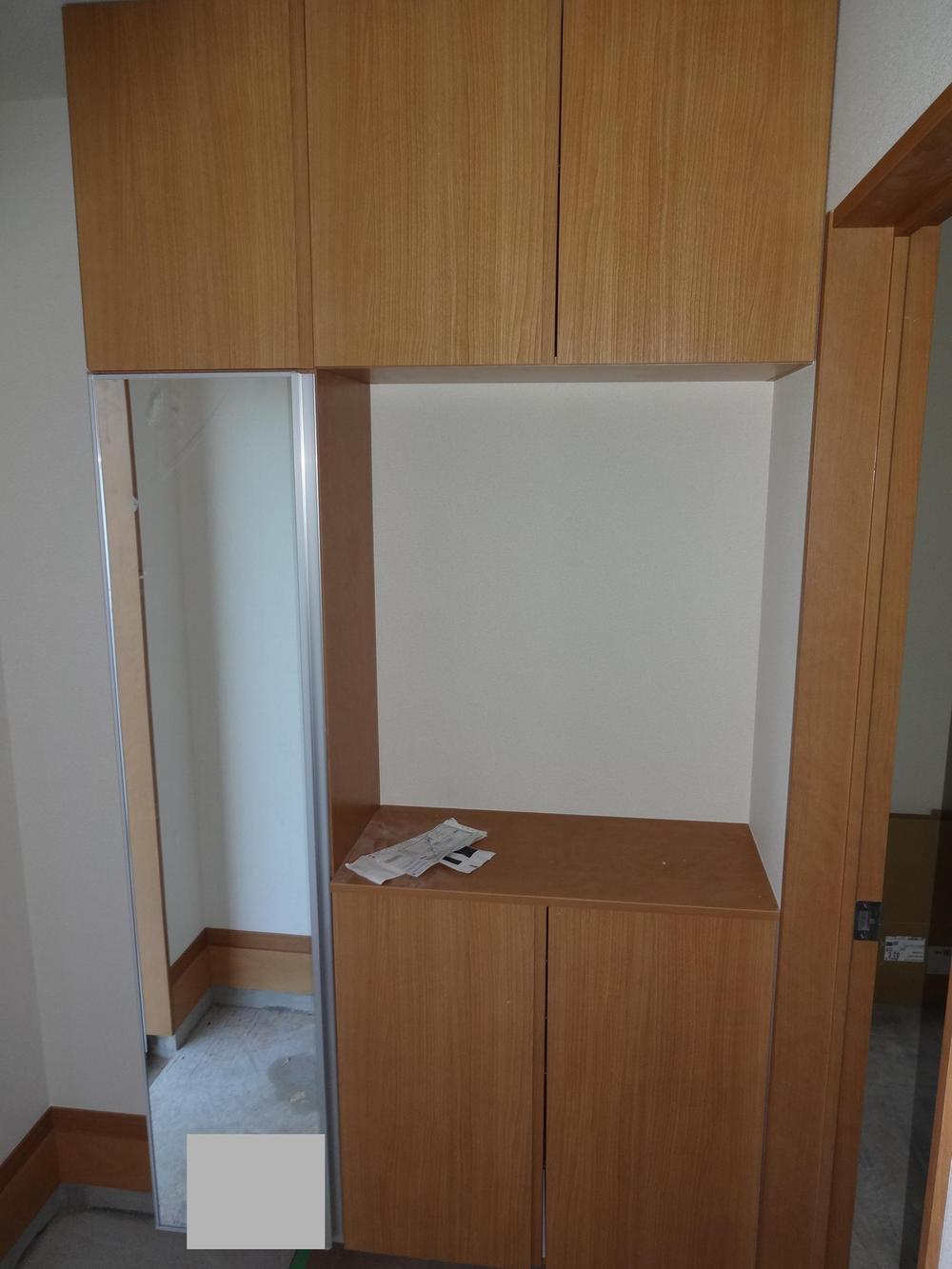 Entrance. Indoor (11 May 2013) Shooting 2014 the end of January will be completed