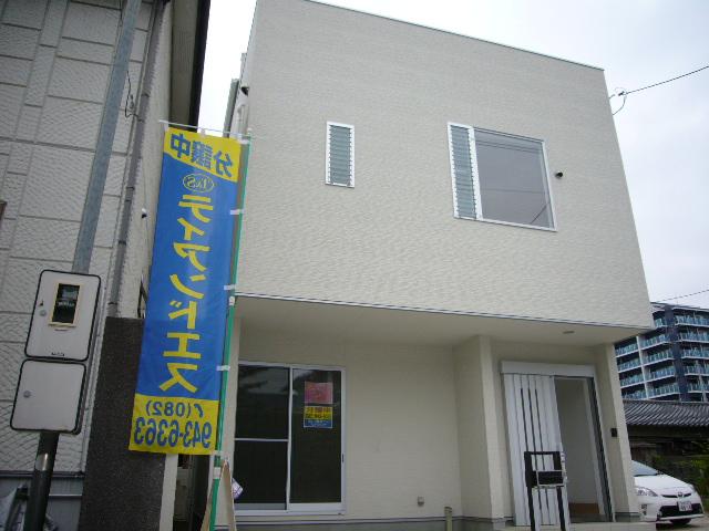 Local appearance photo. local