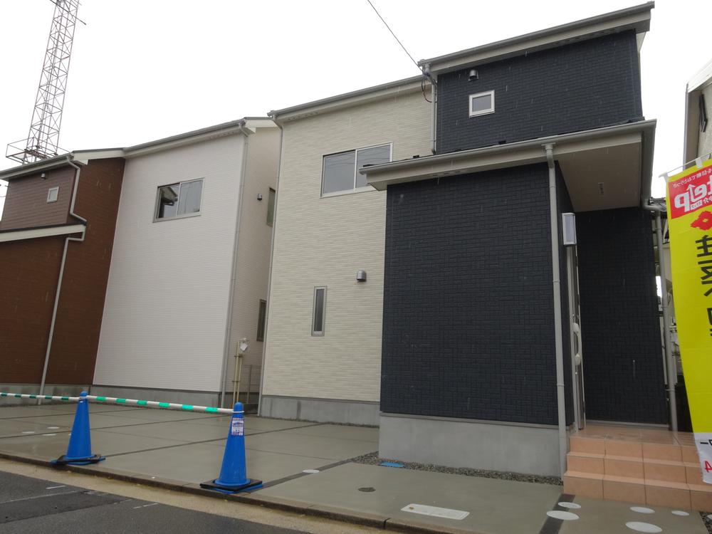 Local appearance photo. local