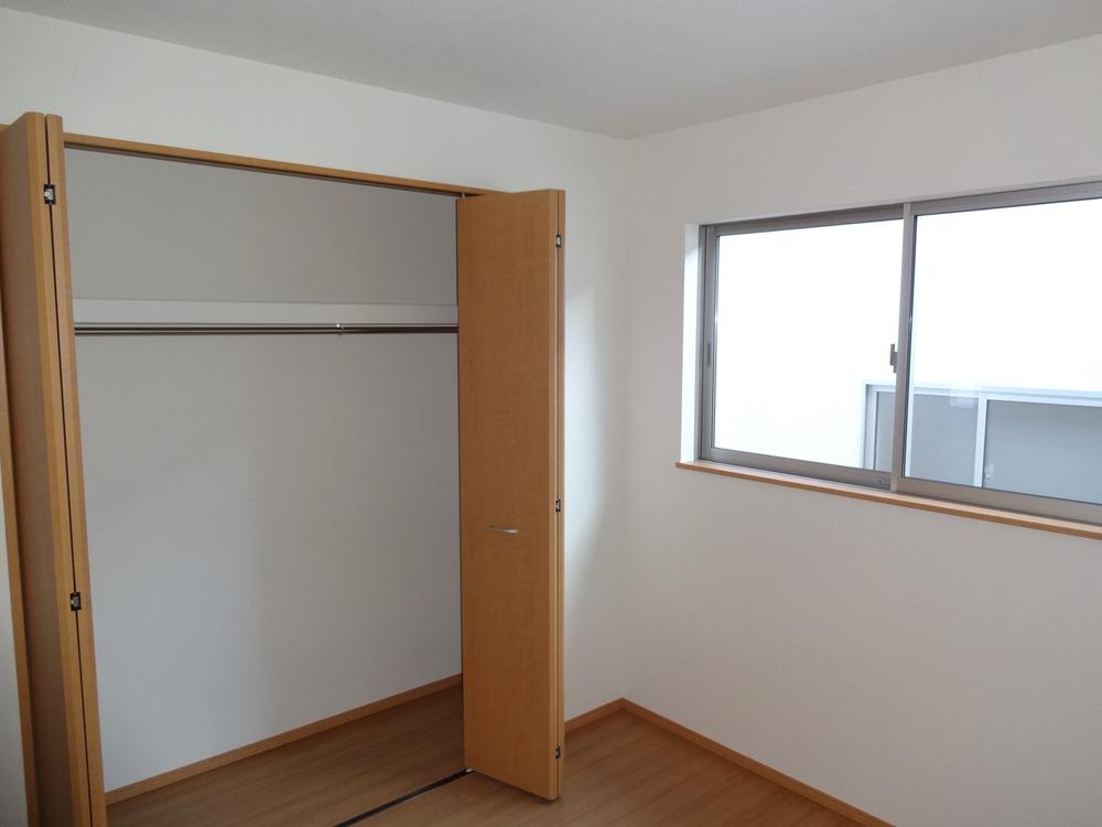 Non-living room. Indoor (11 May 2013) Shooting