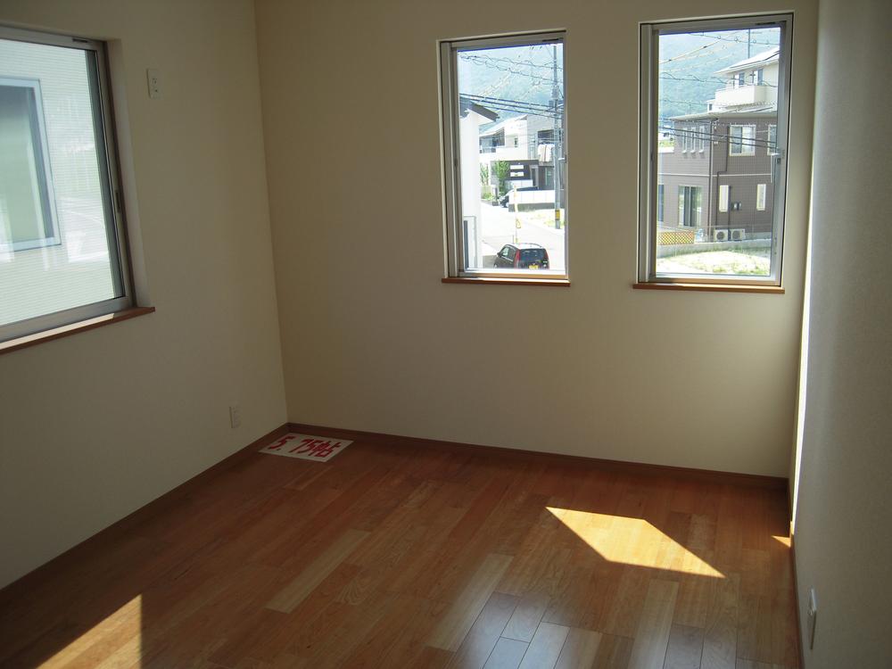 Other introspection. Indoor (08 May 2013) Shooting